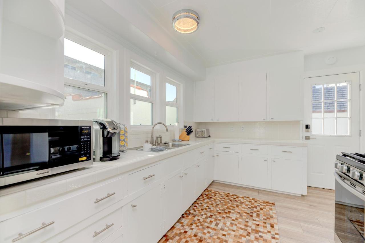 Lovely White Beach House Redondo Beach Exterior foto