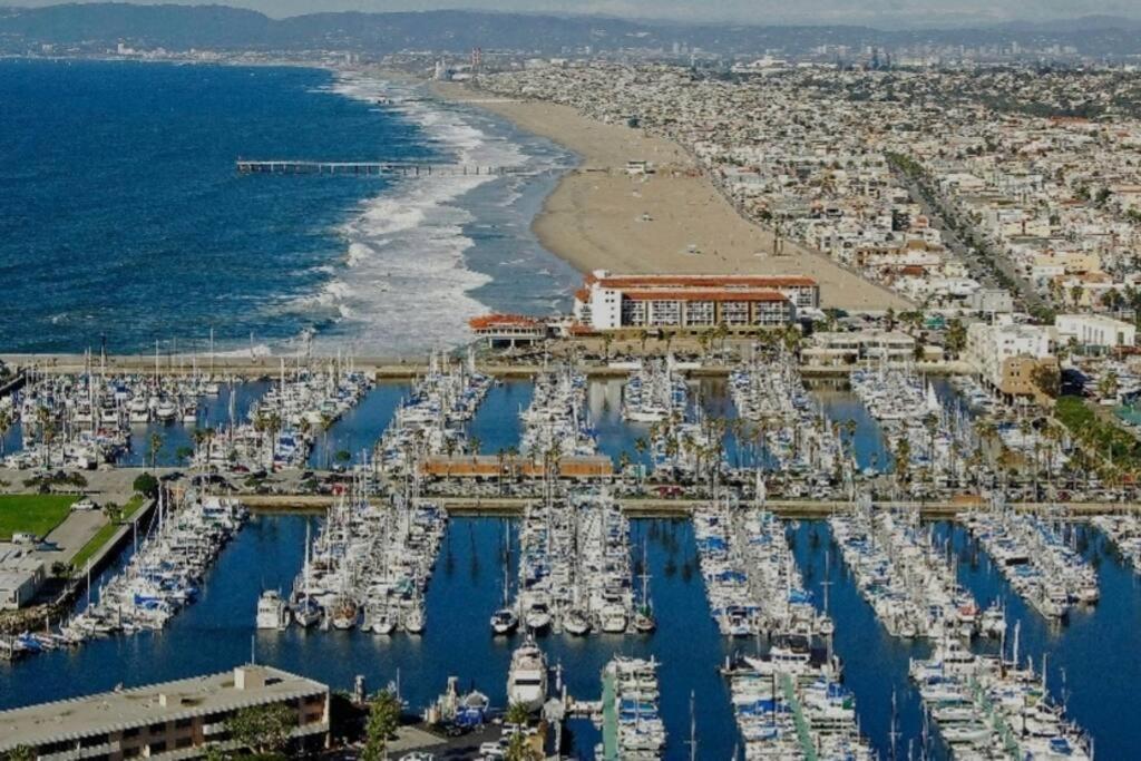 Lovely White Beach House Redondo Beach Exterior foto